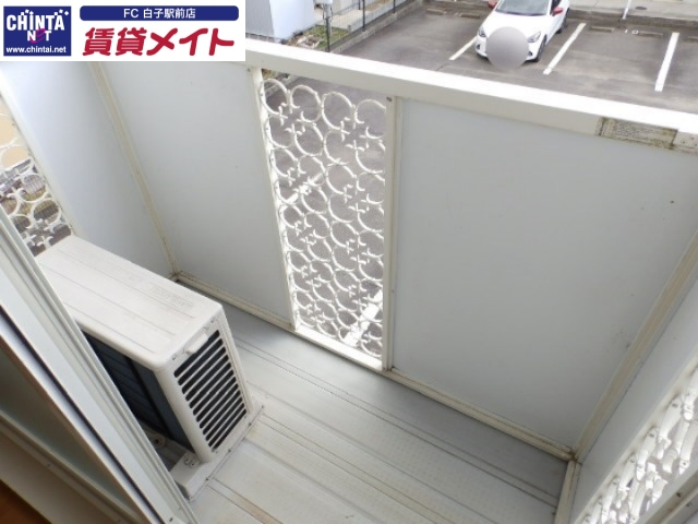 バルコニー　同物件別室写真