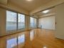 居室・リビング　広くてキレイなお部屋が広がっていて、充実した生活が送れそう。