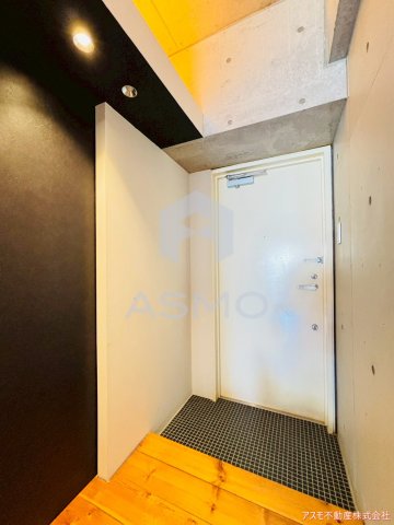 玄関　※建物内別間取参考写真