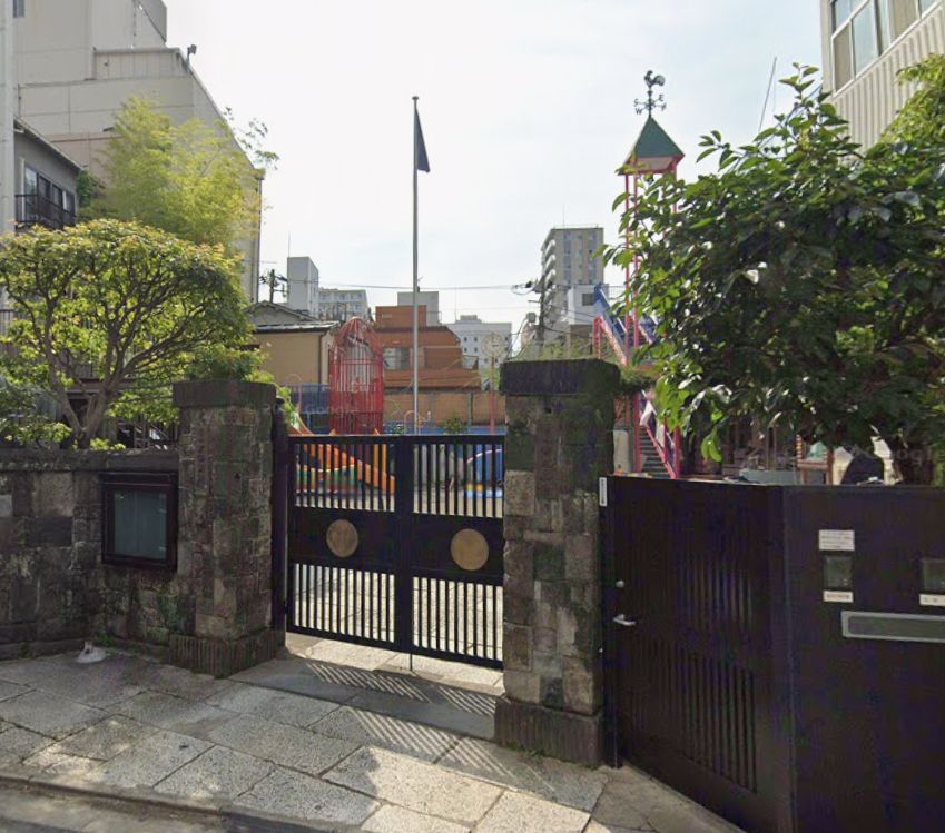 幼稚園・保育園　花川戸保育園（幼稚園・保育園）まで447m