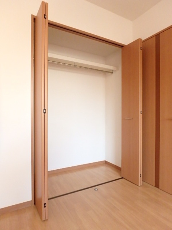 収納　図面と現状に相違がある場合には現状を優先