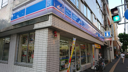 コンビニ　ローソン札幌南3条西店（コンビニ）まで176m