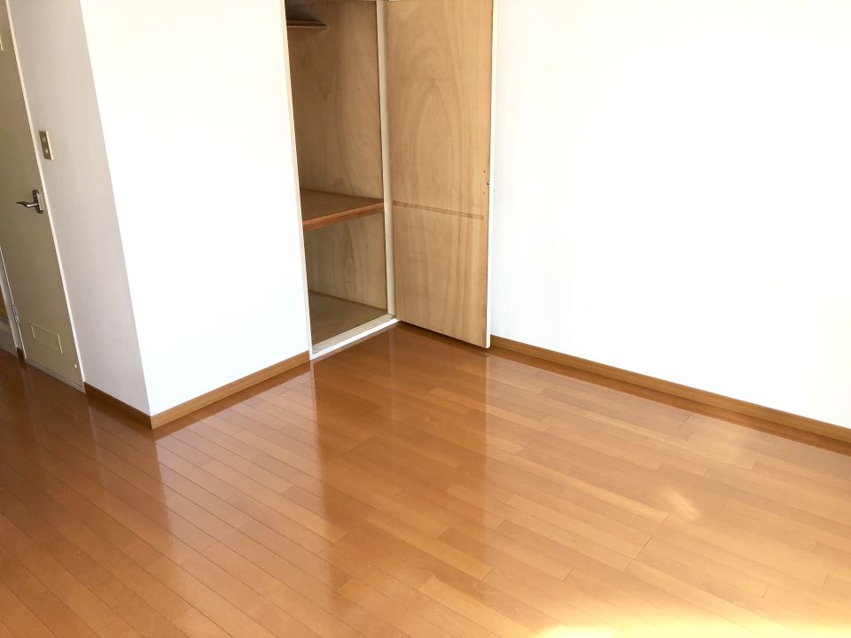 収納　ハンガーパイプがあります