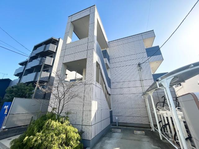 建物外観　外観写真（昼）