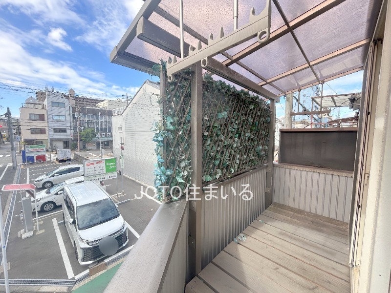 バルコニー