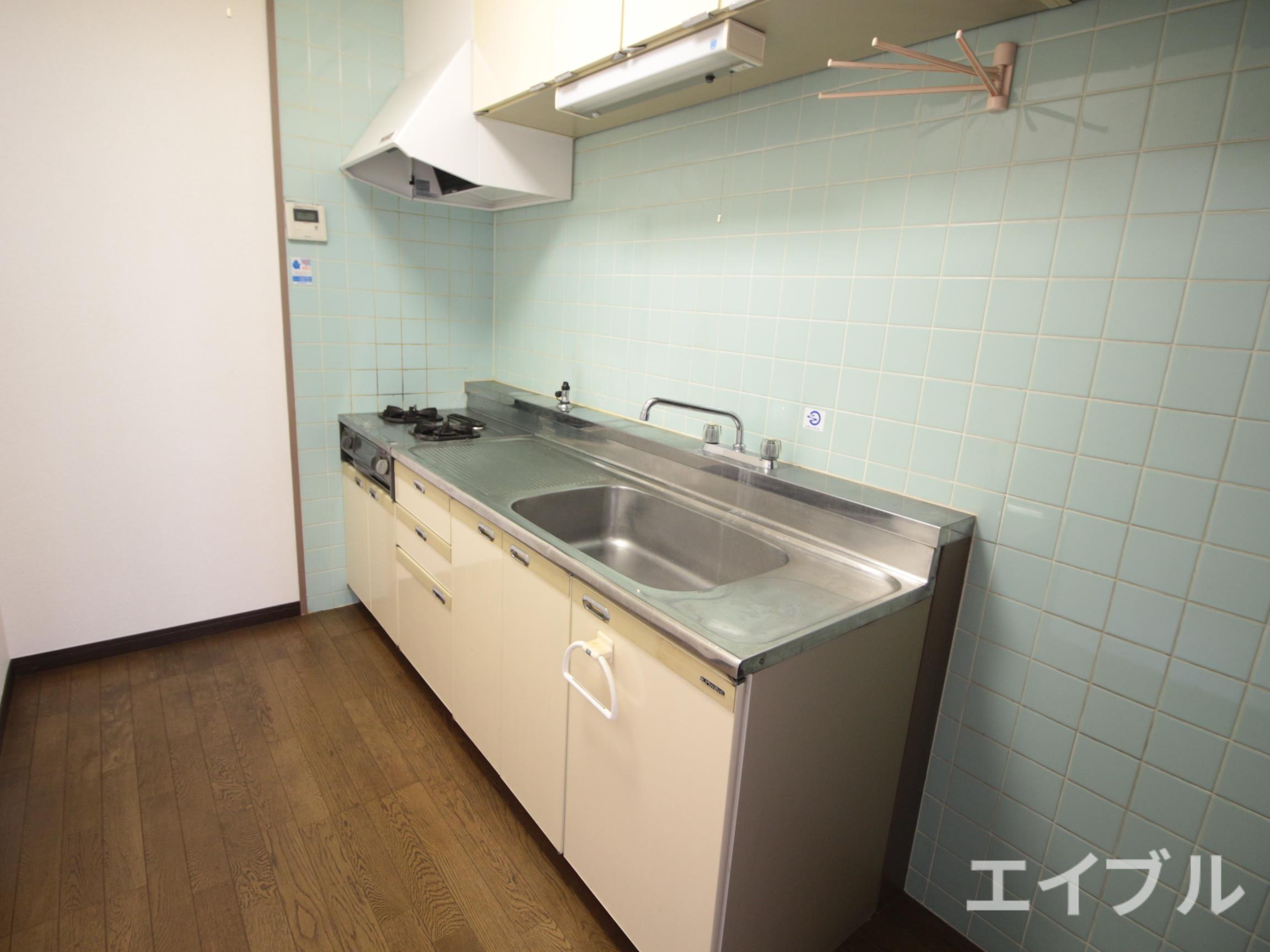 キッチン　※同タイプのお部屋の写真です