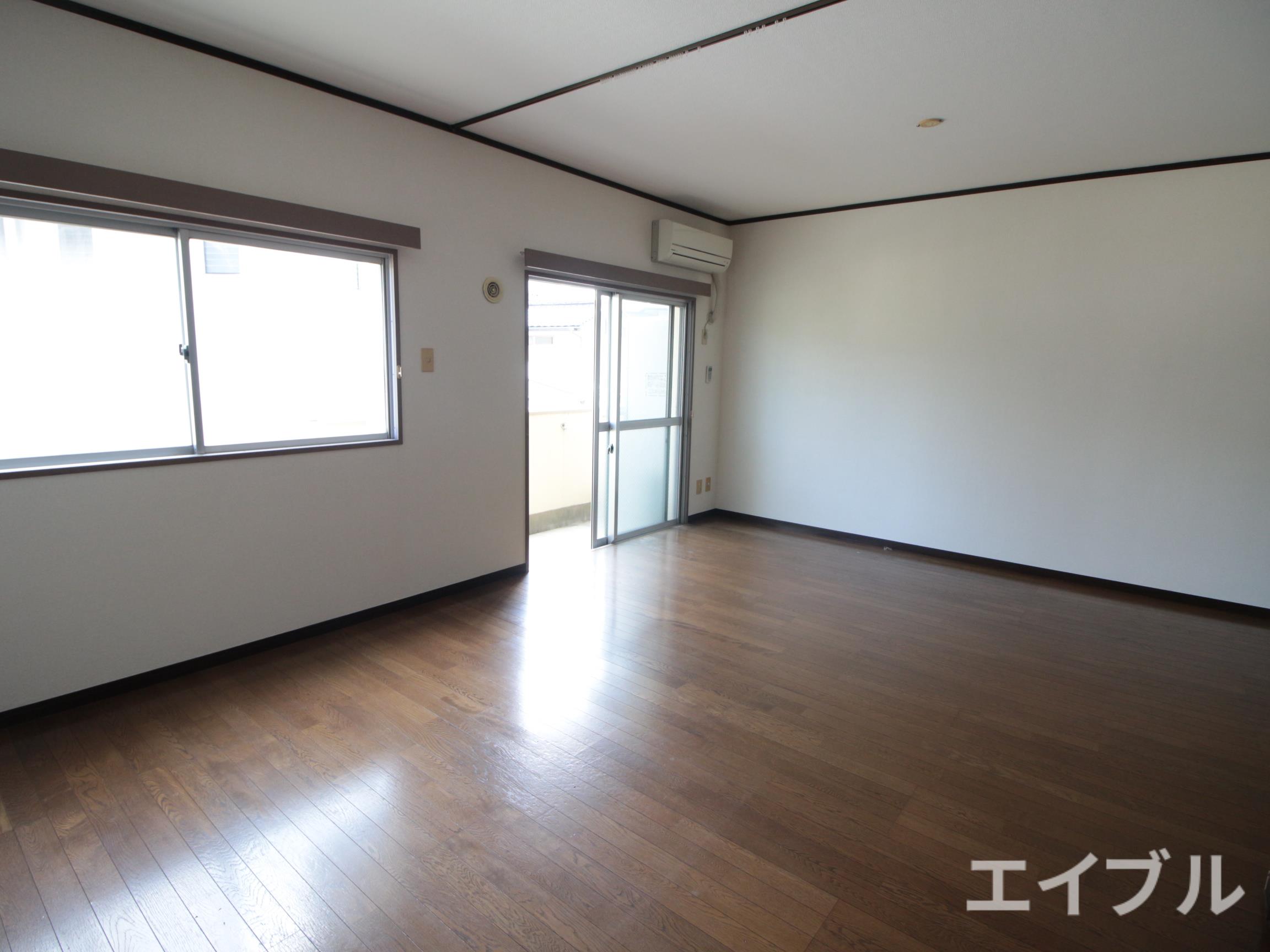 居室・リビング　※同タイプのお部屋の写真です
