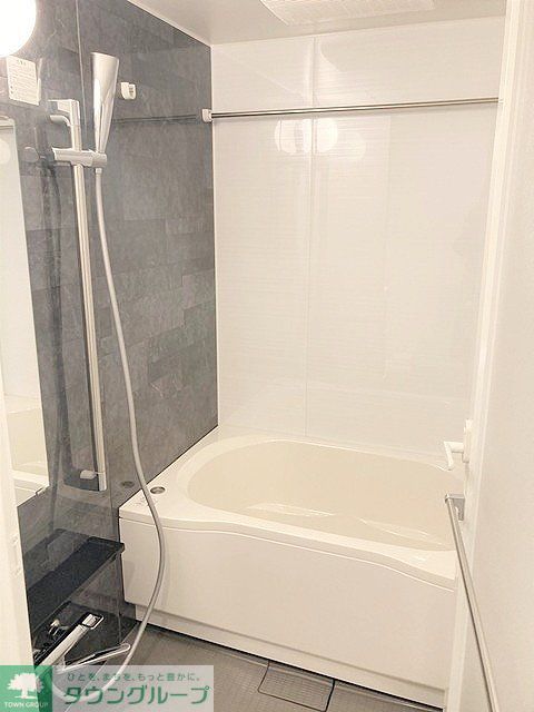 バス・シャワールーム　※写真は同タイプ住戸です。