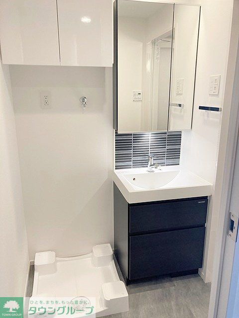洗面設備　※写真は同タイプ住戸です。