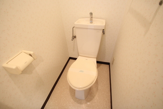 トイレ　※別部屋の写真です