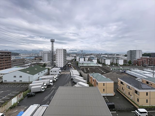 アベンシス・RCの内装写真