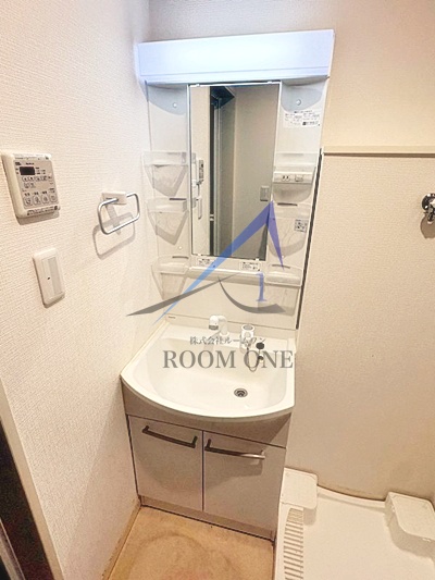 洗面設備　洗面台です。