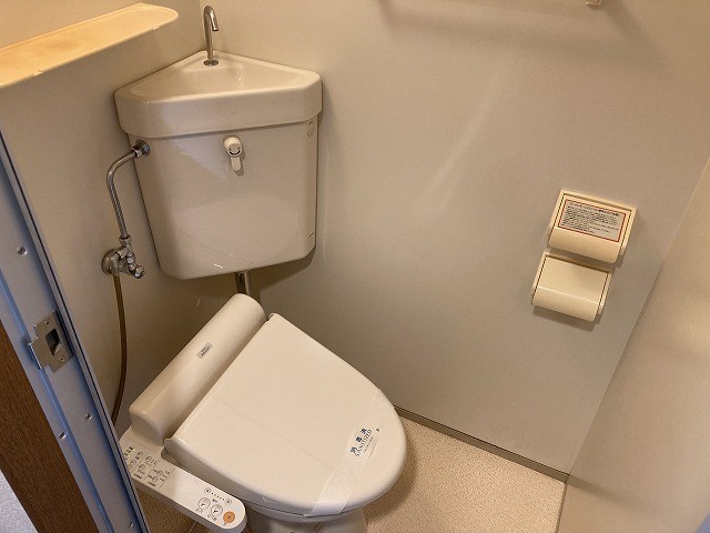 トイレ　参考写真。