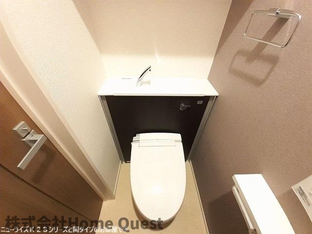 エレガント ピソのトイレ写真