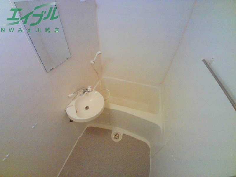 バス・シャワールーム　別部屋参考写真です