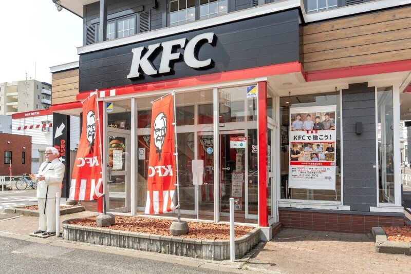 飲食店　ケンタッキーフライドチキン月寒店（飲食店）まで874m