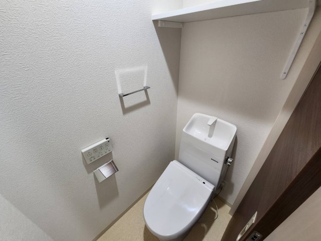Aquamarine西北のトイレ写真