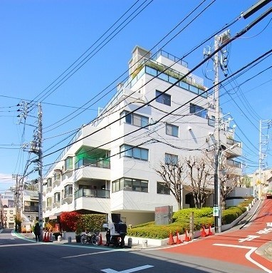東京メトロ千代田線 赤坂駅 徒歩8分 築53年