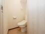 トイレ　落ち着いた空間のトイレです