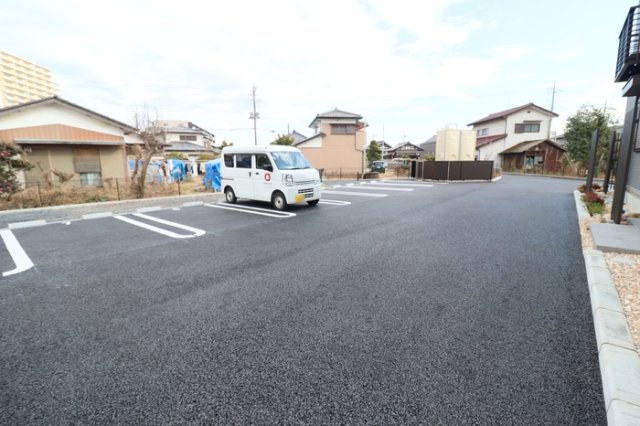 駐車場　駐車場