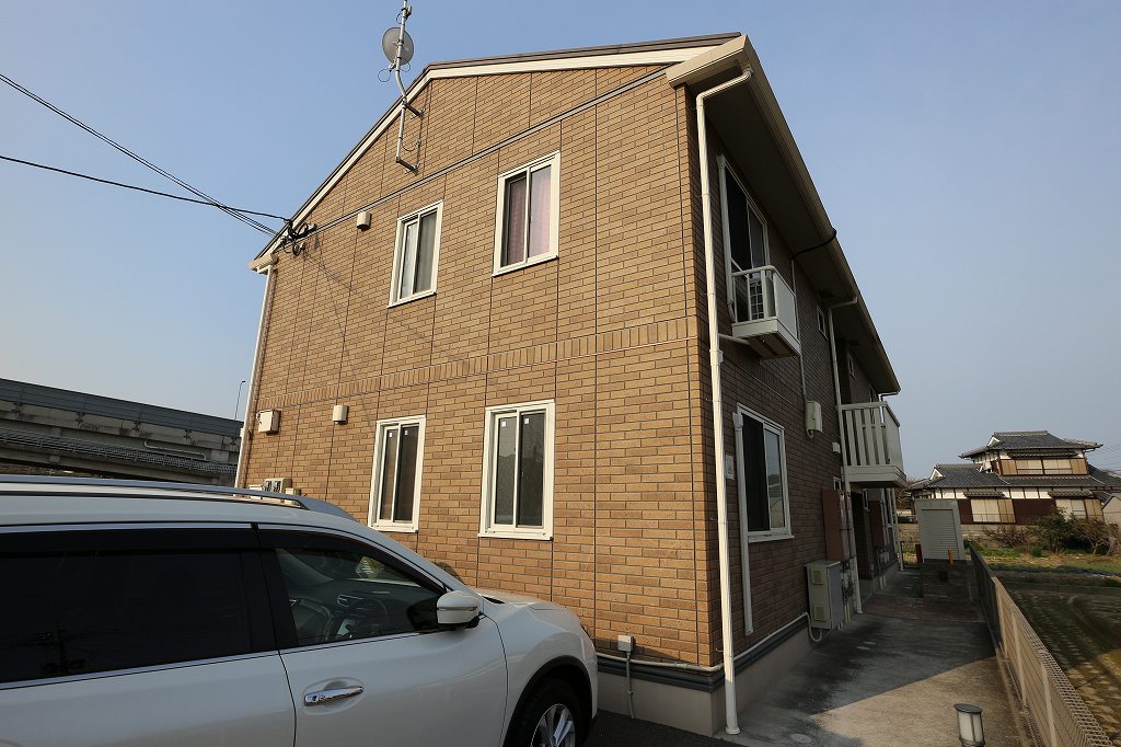 建物外観　ネット掲載分で空室であればどこでもご紹介可能です。
