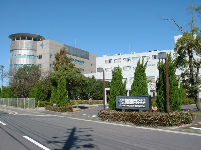大学・短大　鈴鹿医療科学大学（大学・短大）まで890m