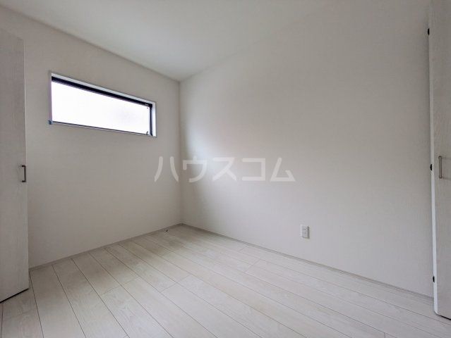 クラージュ黒川IIの居間写真