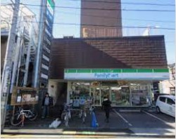 コンビニ　ファミリーマート 中神駅前店（コンビニ）まで299m