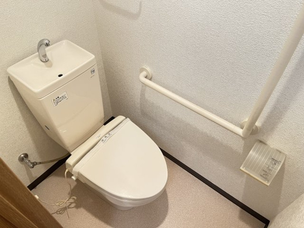 メゾン交楽園参番館のトイレ写真