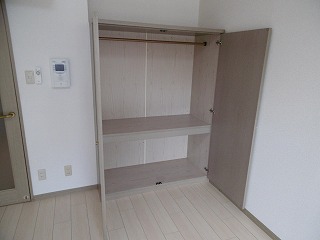 収納　大きなスペースがあり、収納には困りません（同物件別室施工例）
