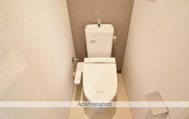 ＪＲ大阪環状線 京橋駅 徒歩3分 12階建 築10年のトイレ写真