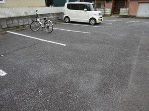 駐車場　駐車場
