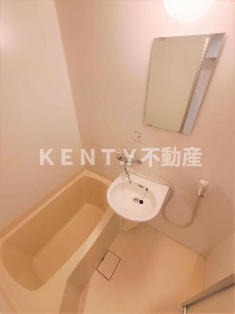 バス・シャワールーム　日々の疲れを癒すお風呂付です