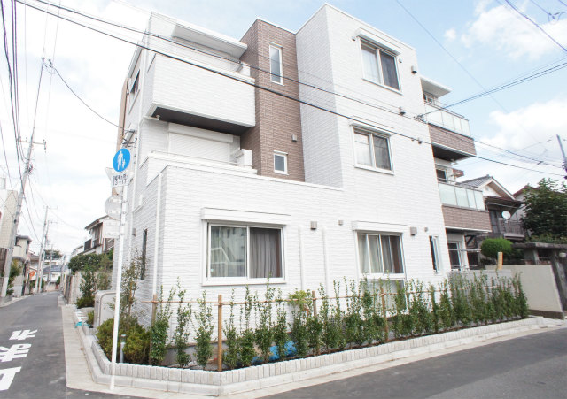 白鷺アパートメント