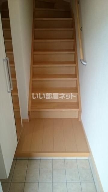 リベルテ東赤坂の玄関写真