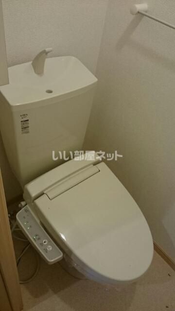 リベルテ東赤坂のトイレ写真