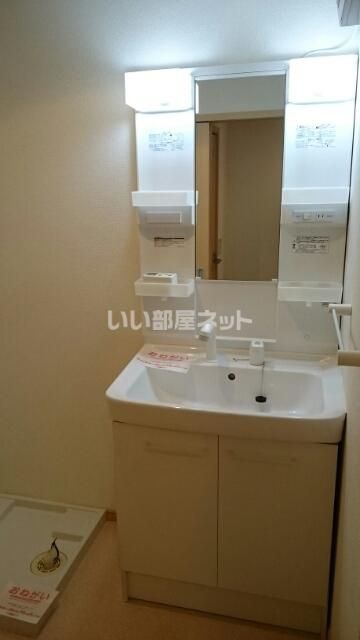 リベルテ東赤坂の内装写真
