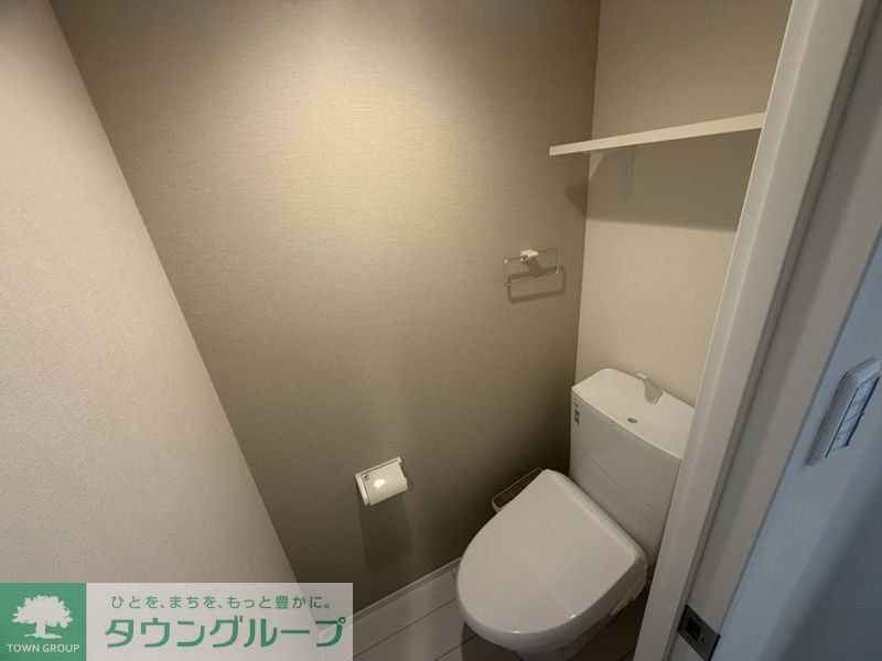 東急目黒線 武蔵小山駅 徒歩7分 3階建 築1年のトイレ写真