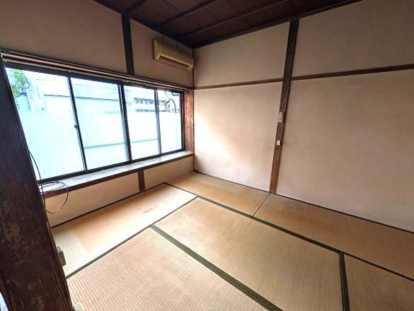 大畠貸家の居間写真