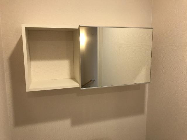 収納　トイレ