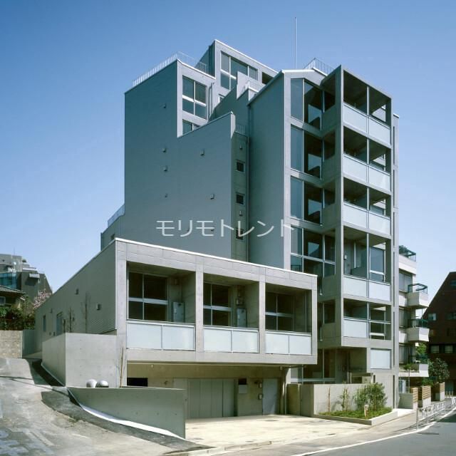 建物外観　落ち着いた雰囲気の外観です
