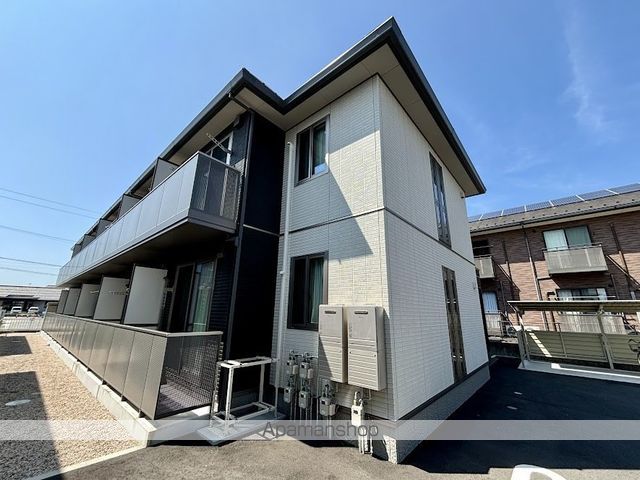 クローバーの外観写真