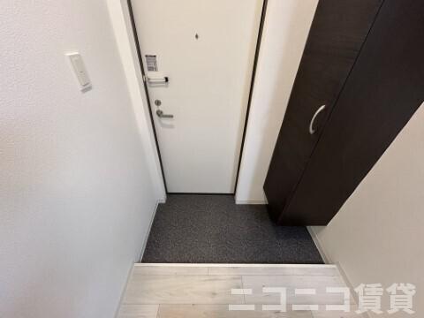 玄関　別号室イメージの為、現状を優先致します。