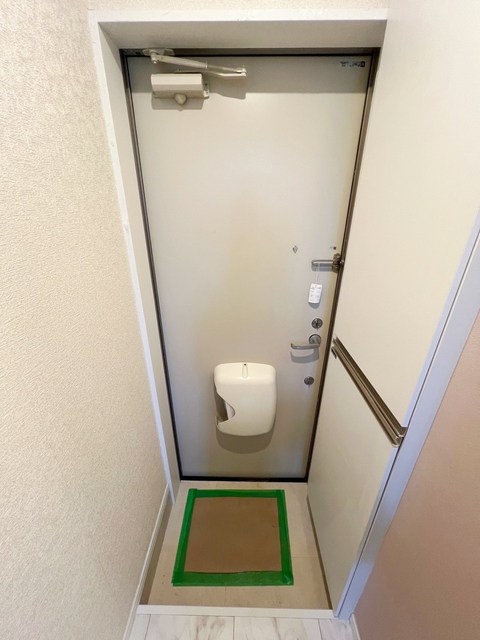 玄関　別部屋同仕様タイプ
