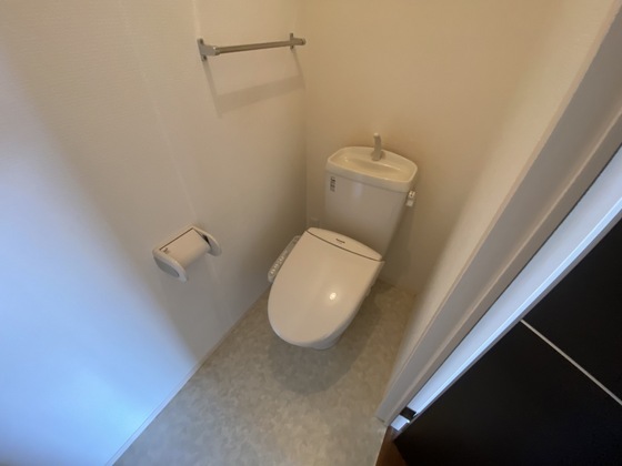 トイレ　※別部屋の写真です