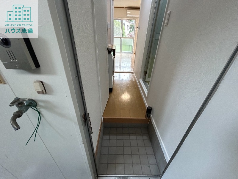 収納　※別号室の写真です