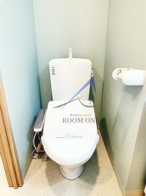 MidCUBE中台のトイレ写真