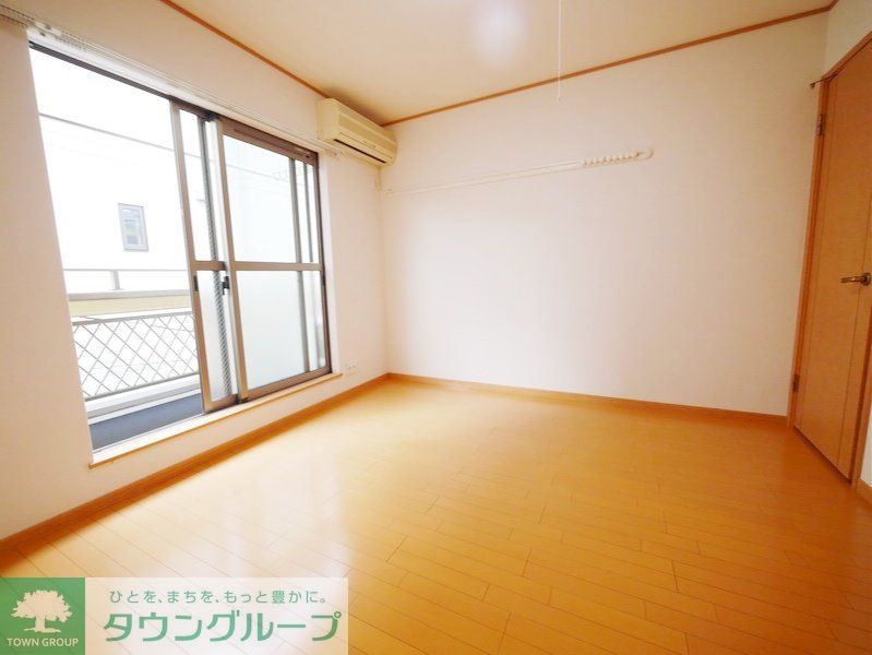 フォワールの居間写真