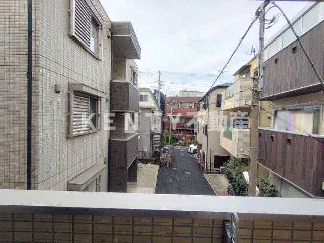 バルコニー　陽当たり良好なバルコニーです