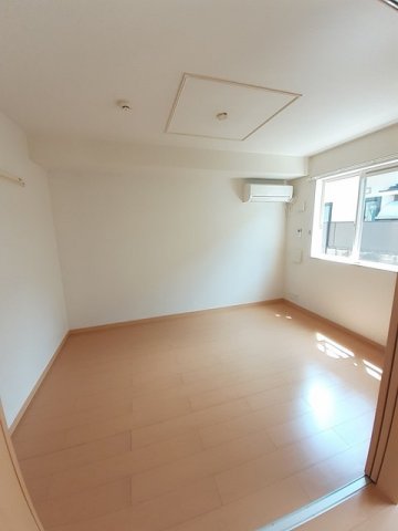 その他部屋・スペース　明るい色調の室内です